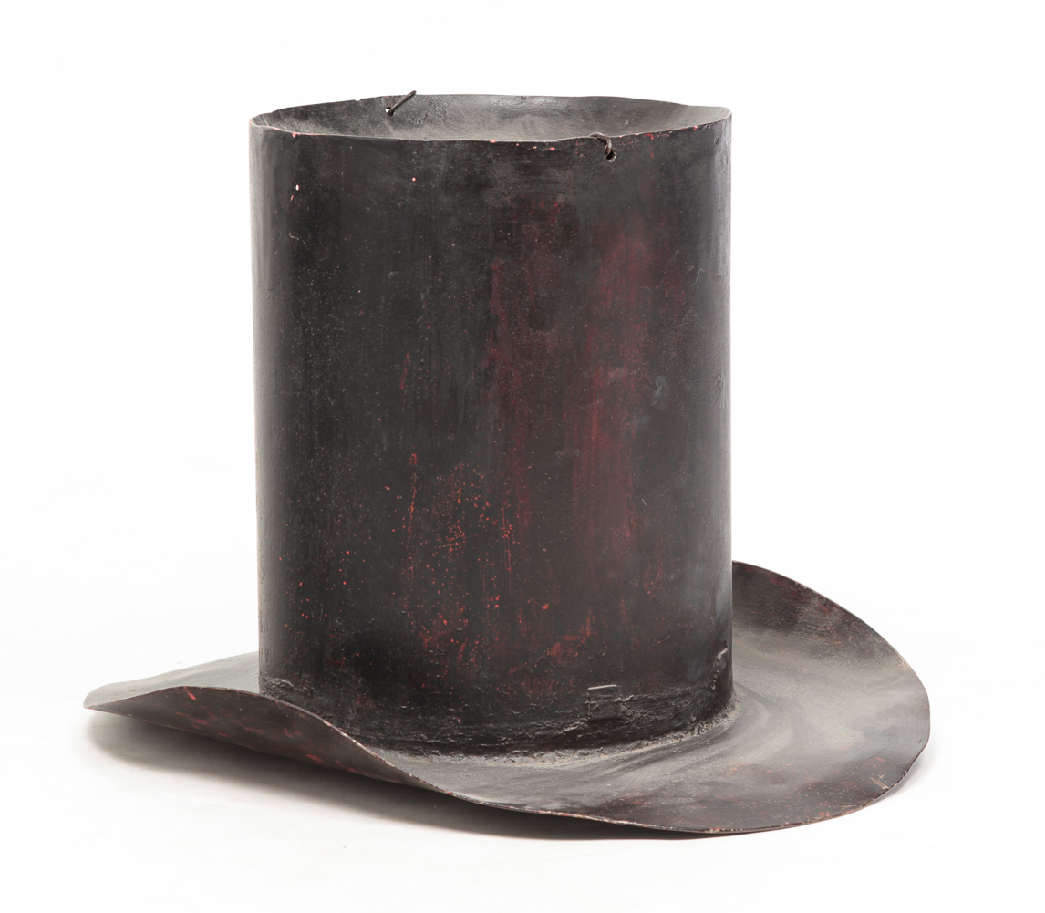 AMERICAN MEN'S HATS TRADE SIGN. Mid