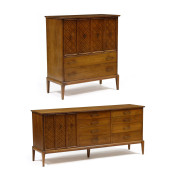 AMERICAN MID-CENTURY WALNUT DR