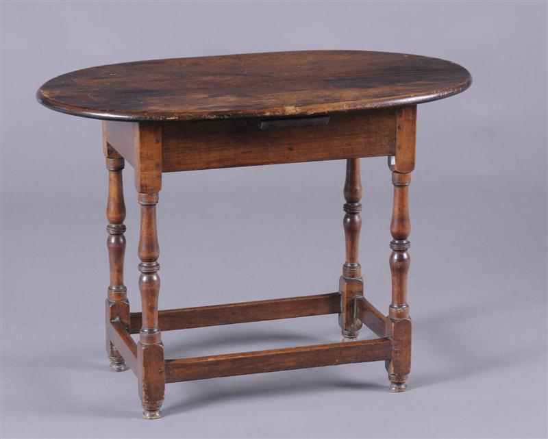 AMERICAN OVAL PINE-TOP MAPLE TAVERN