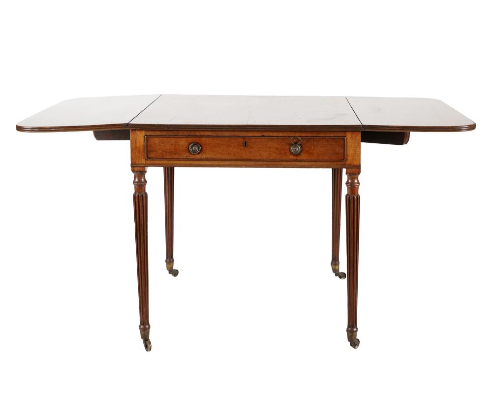 AMERICAN PEMBROKE TABLE19th