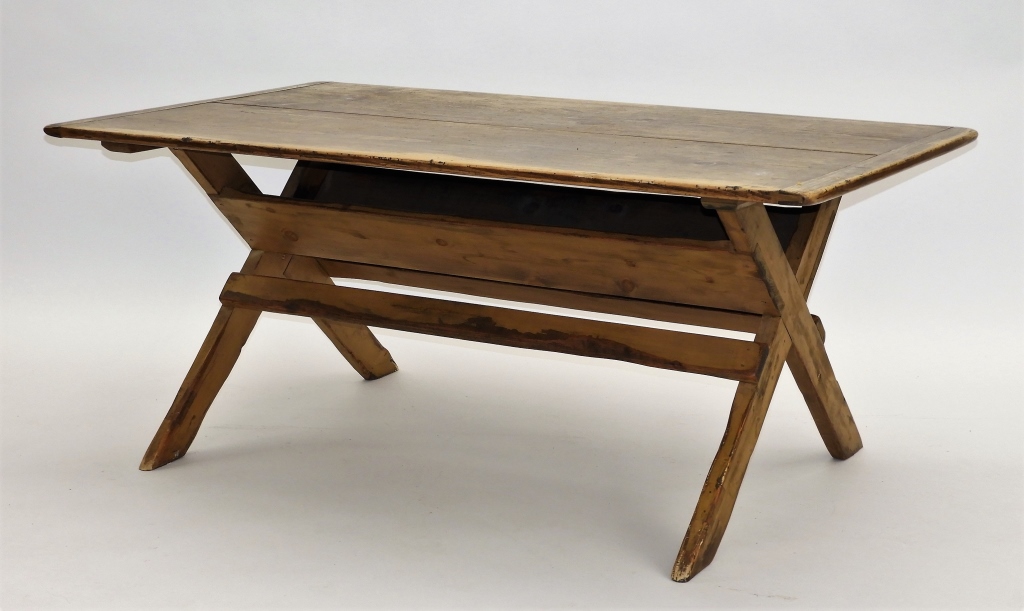 AMERICAN PINE SAWBUCK TRESTLE