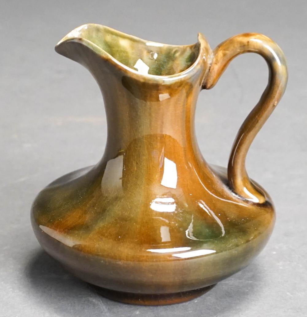 AMERICAN POTTERY CREAMER, H: 4