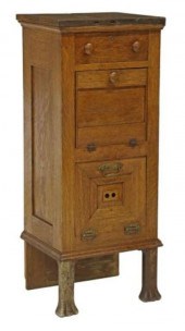 AMERICAN QUARTER SAWN OAK CABI