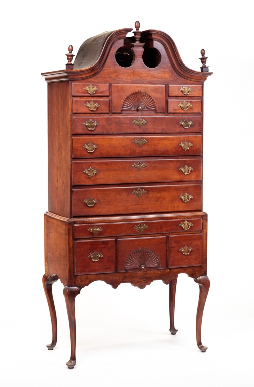 AMERICAN QUEEN ANNE BONNET TOP HIGH