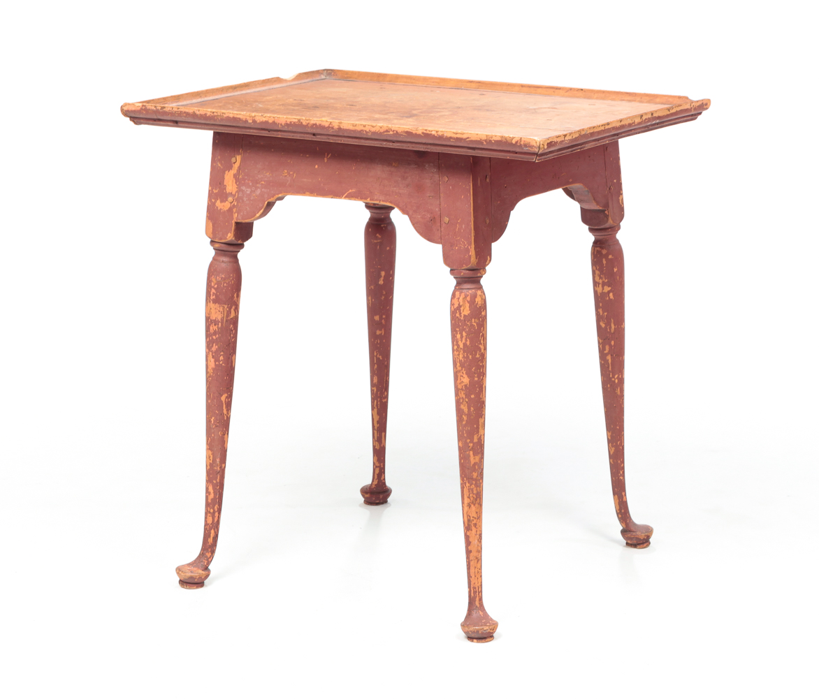 AMERICAN QUEEN ANNE STYLE STAND.