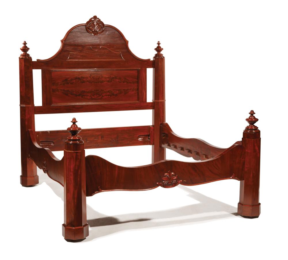 AMERICAN ROCOCO CARVED MAHOGANY