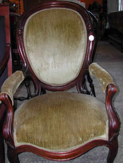 American Rococo Revival Walnut