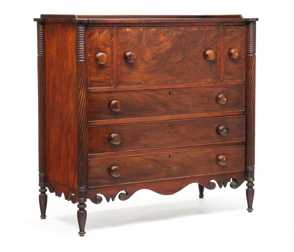 AMERICAN SHERATON BUTLER'S DESK.