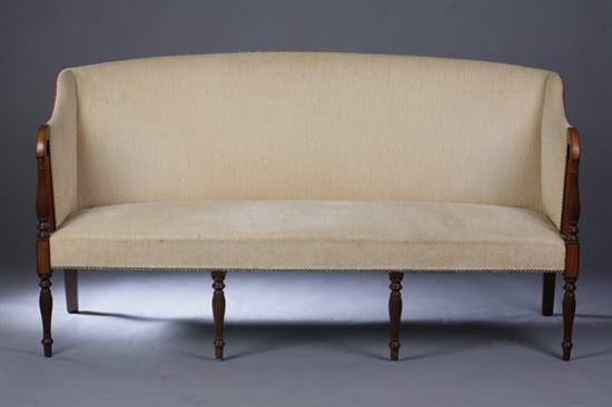 AMERICAN SHERATON STYLE MAHOGANY