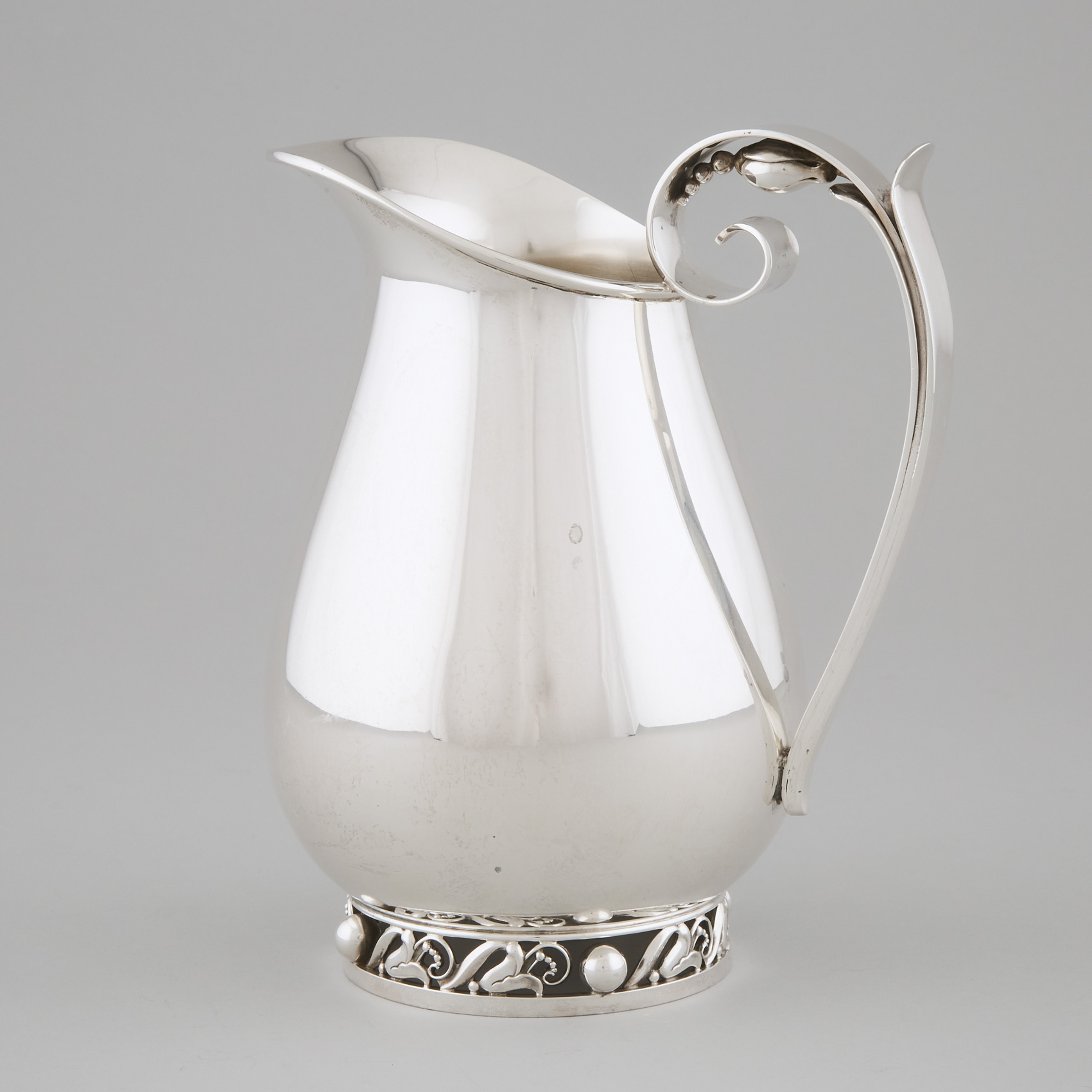 American Silver Pitcher, Alphonse