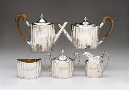 American silver tea pot   
