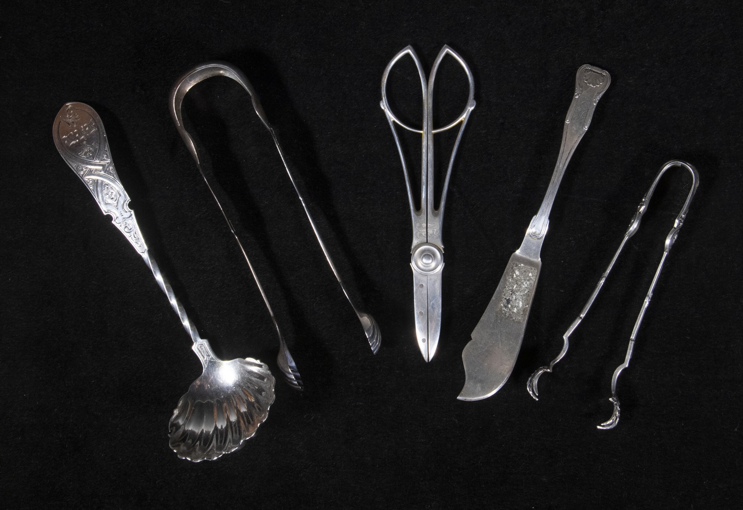 AMERICAN SILVER UTENSILS (5)
