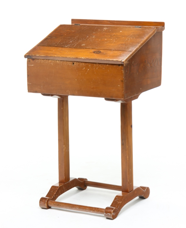 AMERICAN SLANT LID DESK. Second