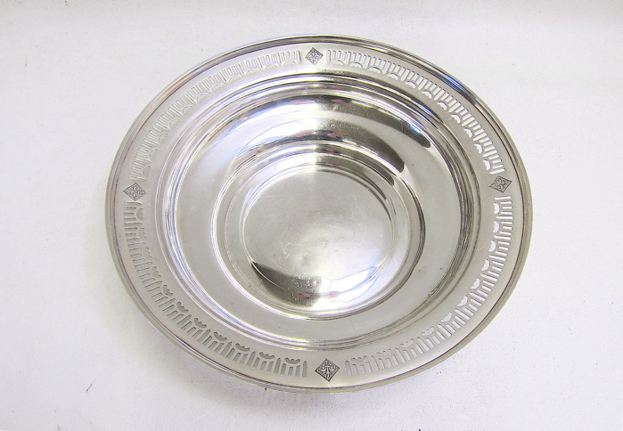 AMERICAN STERLING SILVER BOWL