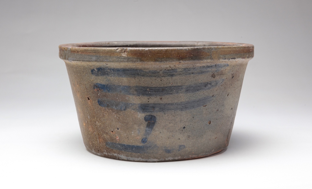 AMERICAN STONEWARE BOWL. Mid 19th