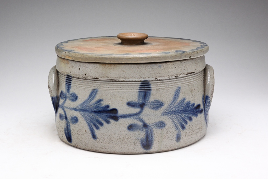 AMERICAN STONEWARE CAKE CROCK.