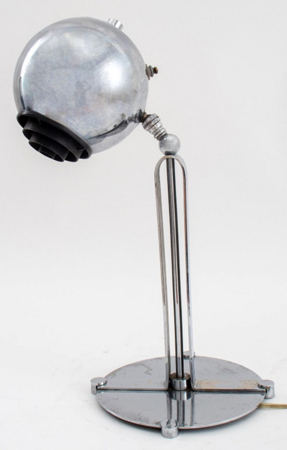 AMERICAN STREAMLINE ART DECO CHROME