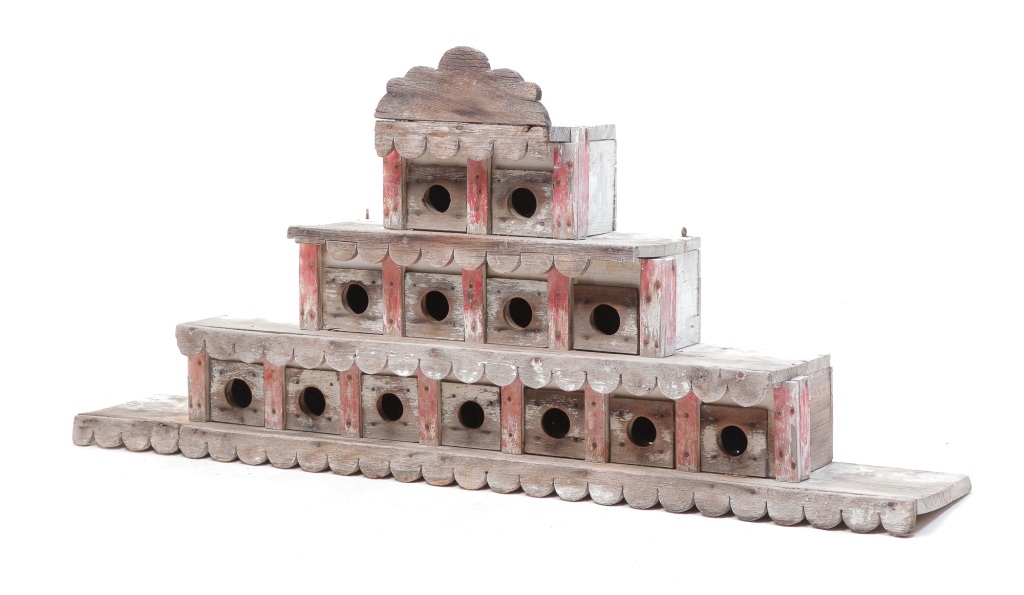 AMERICAN THREE TIER BIRDHOUSE.