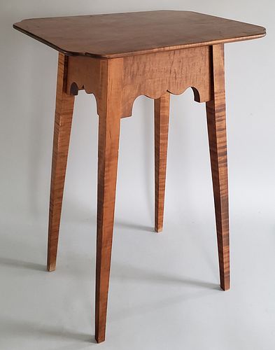 AMERICAN TIGER MAPLE SPLAY LEG SIDE