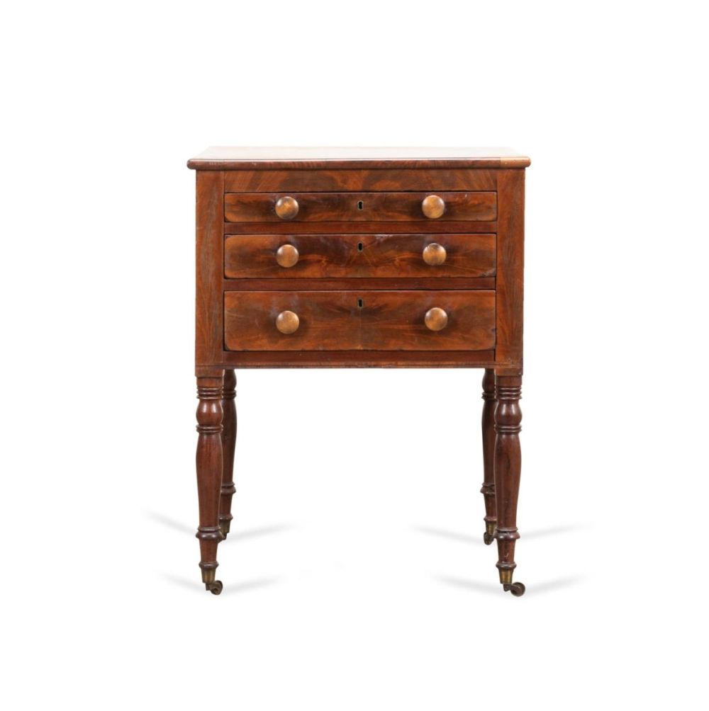AMERICAN VICTORIAN MAHOGANY 3