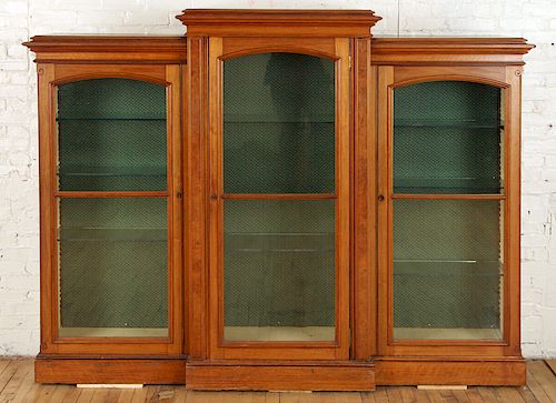 AMERICAN VICTORIAN WALNUT