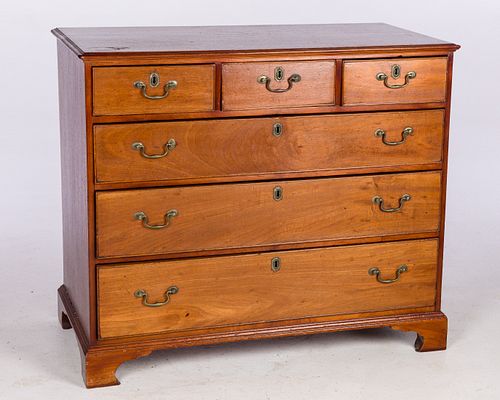 AMERICAN WALNUT CHEST OF DRAWERS,