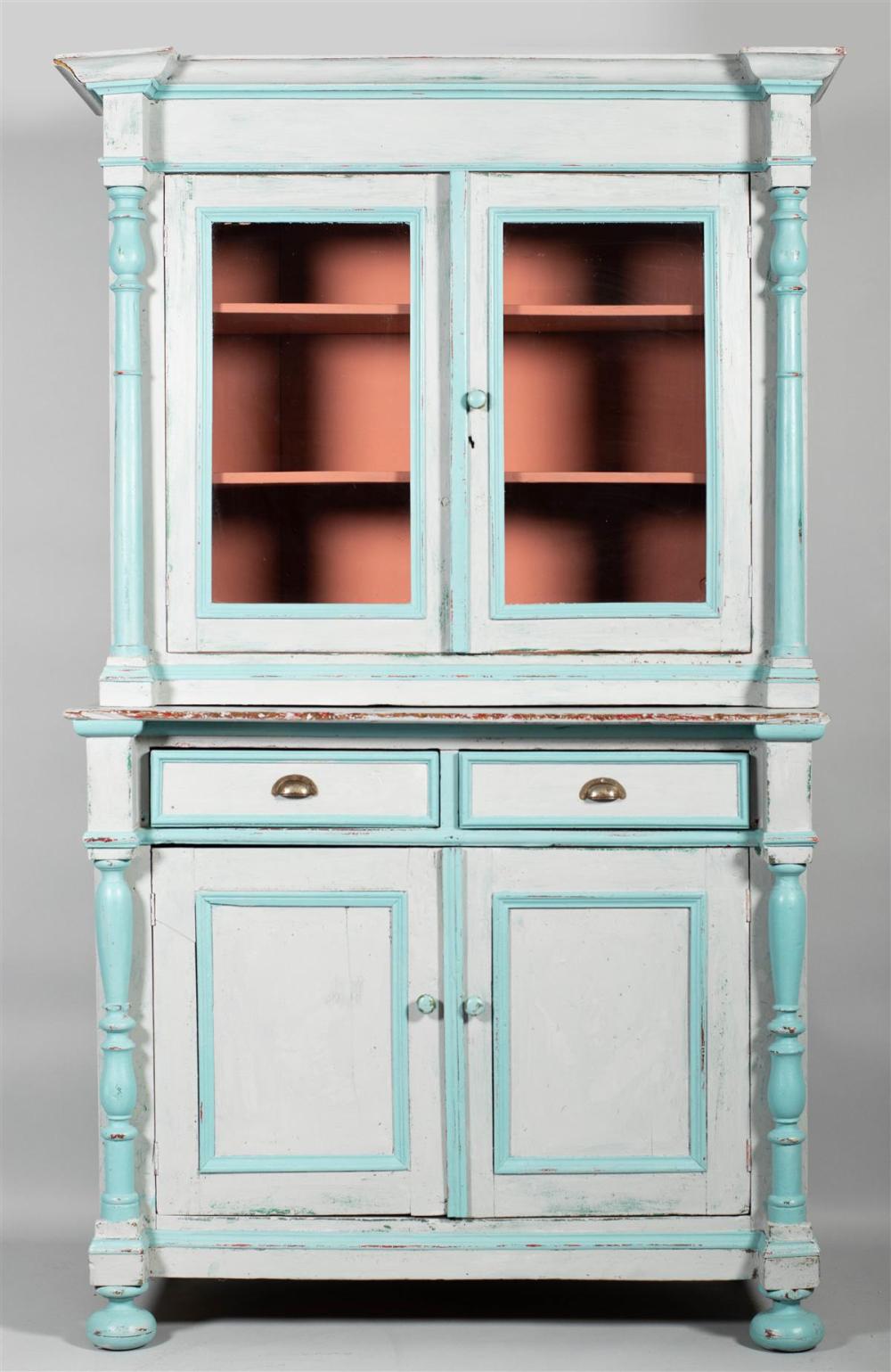 AMERICAN WHITE AND BLUE PAINTED