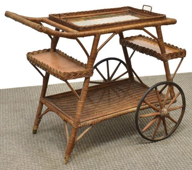 AMERICAN WICKER TRAY-TOP TEA