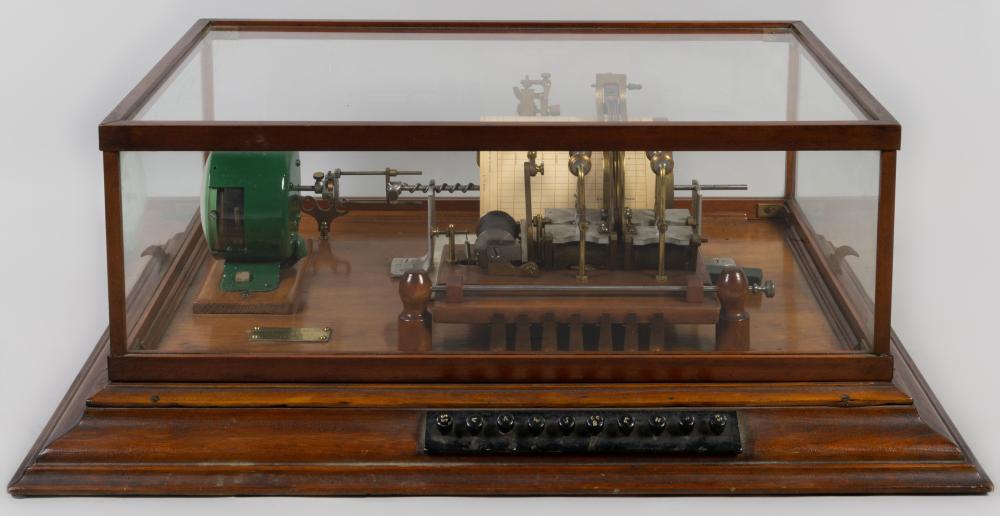 AMERICAN WOOD CASED BAROGRAPH,