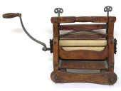 AMERICAN WRINGER CO. HORSESHOE