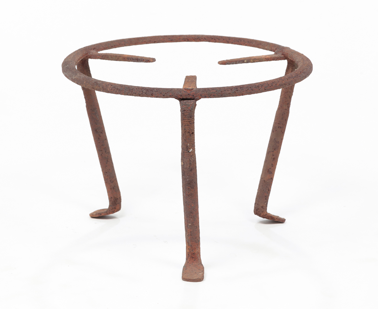 AMERICAN WROUGHT IRON TRIVET.