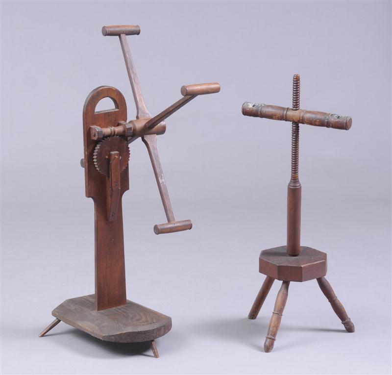 AMERICAN YARN WINDER AND ADJUSTABLE