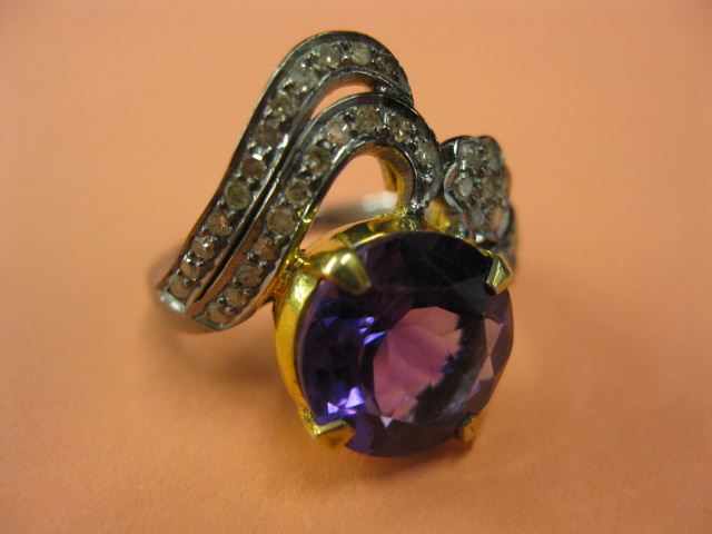 Amethyst & Diamond Ring vivid 5