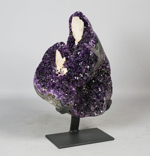 AMETHYST GEODE WITH CALCITE