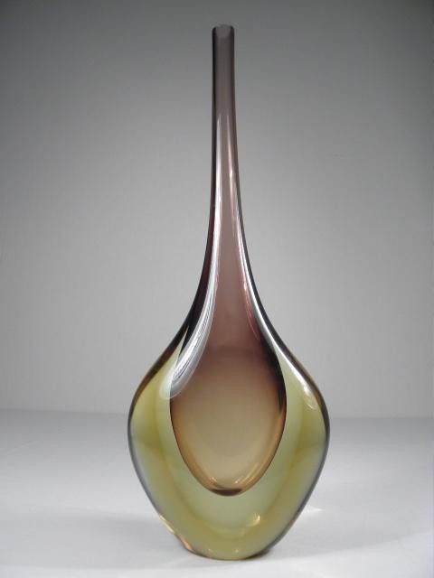 Amethyst to amber art glass vase