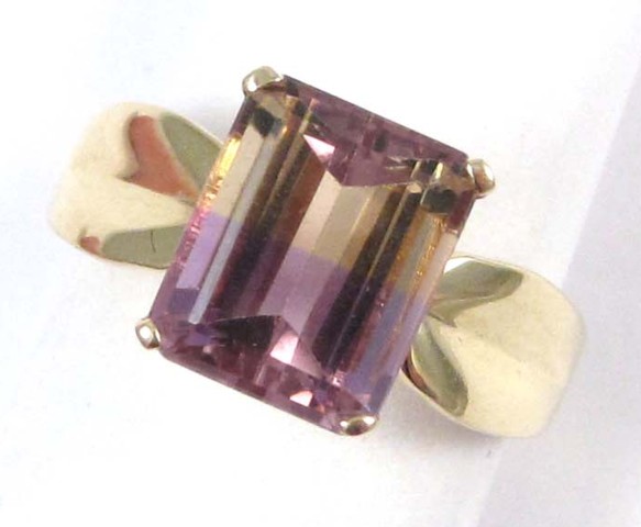 AMETRINE AND FOURTEEN KARAT GOLD