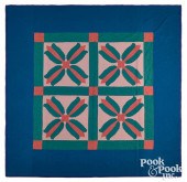 AMISH APPLIQUé QUILT, CA. 1935