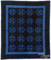 AMISH COTTON PATCHWORK QUILT<b