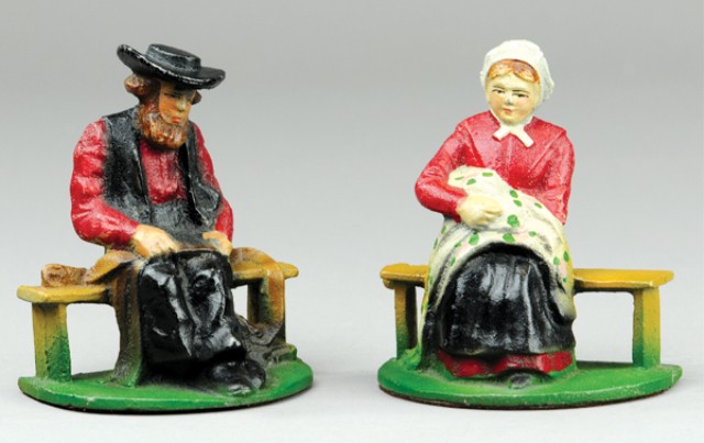 AMISH COUPLE BOOKENDS Hubley cast