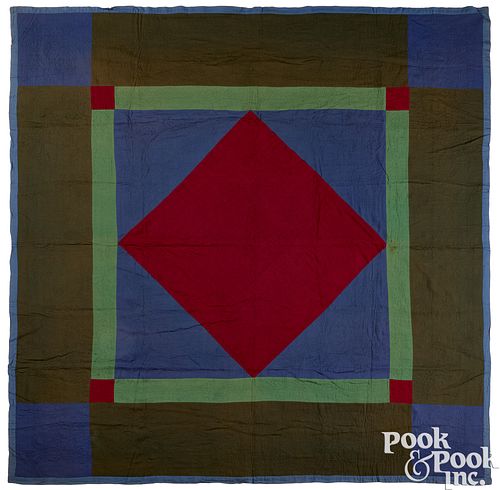 AMISH DIAMOND IN SQUARE QUILT,