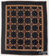 AMISH PATCHWORK BLOCK QUILT, M