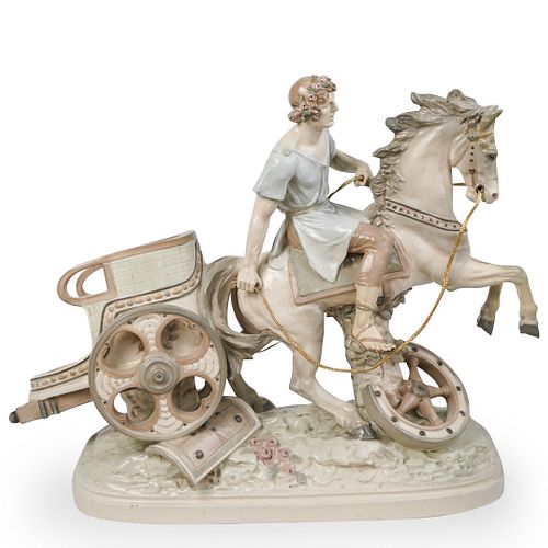 AMPHORA FIGURAL CHARIOT