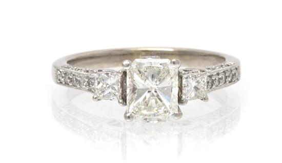 An 18 Karat White Gold and