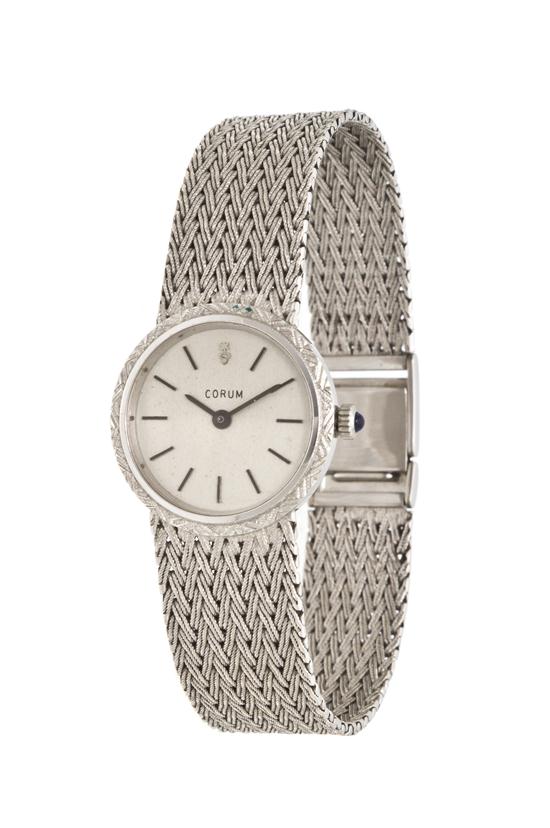 An 18 Karat White Gold Wristwatch