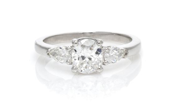 An 18 Karat White Gold and