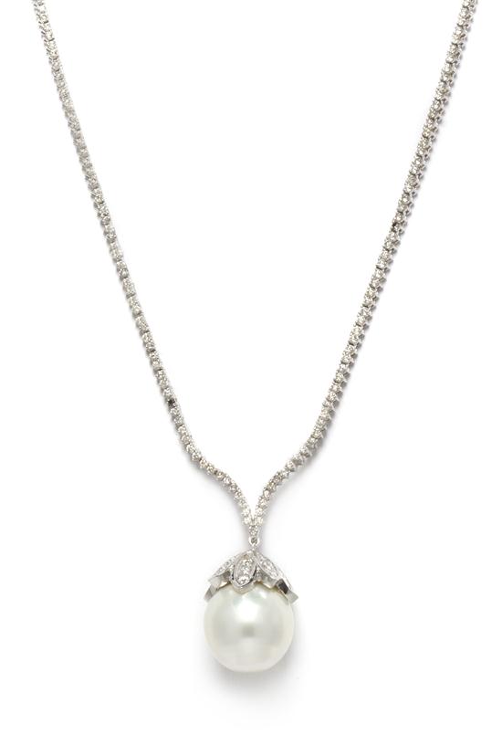 An 18 Karat White Gold Cultured