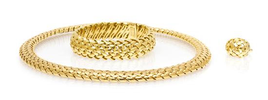 *An 18 Karat Yellow Gold Vannerie