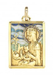 An 18 Karat Yellow Gold and Po
