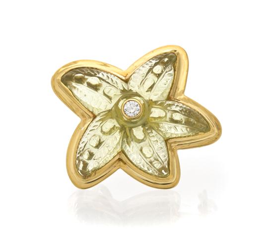 An 18 Karat Yellow Gold Beryl and