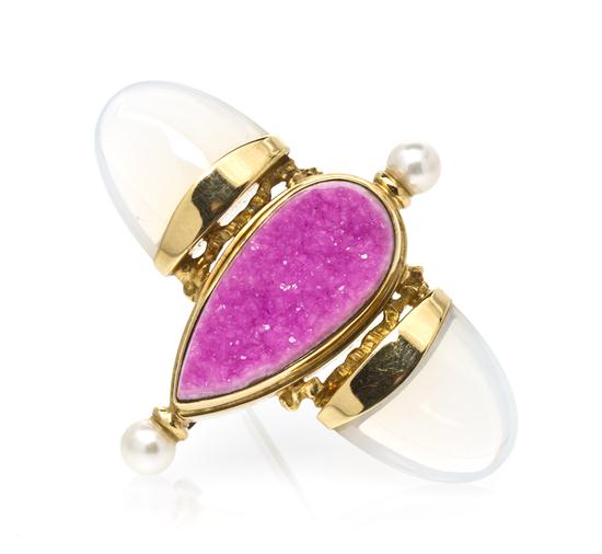 An 18 Karat Yellow Gold Drusy